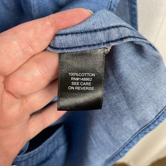 Torrid Blue Denim Long Sleeve Button Up Shirt Sz.4 - Picture 14 of 16